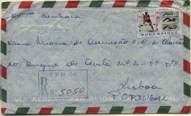 23Lis_0984.jpg -     Lote:    984            Correio Militar       Descrição:         Guerra Colonial. Moçambique. Sobrescrito circulado registado da EPM 34 (04.06.73) para Lisboa (07.06.73) com selos CE528 e 511. Carimbo de registo batido a azul da EPM 34 (Barreiros Mo-64).        Carta       Valor Base:     &euro; 10,00     Valor Venda:     &euro; 110,00     