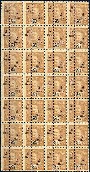 23Lis_1198.jpg -     Lote:    1198            Índia       Descrição:         1911 &mdash; D. Carlos I tipo Mouchon de 1903, perfurados a meio com sobretaxa. CE 235, 2 s/ 2 &frac12; reis castanho amarelo, sobrecarga A. Folha completa de 28 selos, com deslocação para a esquerda da perfuração. Um dos selos com "S" invertido.        *       Valor Base:     &euro; 40,00     Valor Venda:     Retirado     