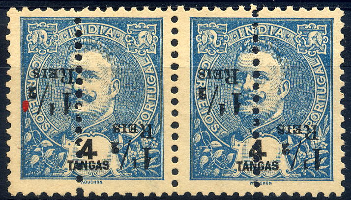 23Lis_1199.jpg -     Lote:    1199            Índia       Descrição:         1911 &mdash; D. Carlos I tipo Mouchon de 1898/1900, perfurados a meio com sobretaxa. CE 218, 1 &frac12; s/ 4 Tangas, azul s/ azul, sobrecarga A. Par horizontal com a sobretaxa invertida. B e R.        *       Valor Base:     &euro; 10,00     Valor Venda:     &euro; 14,00     