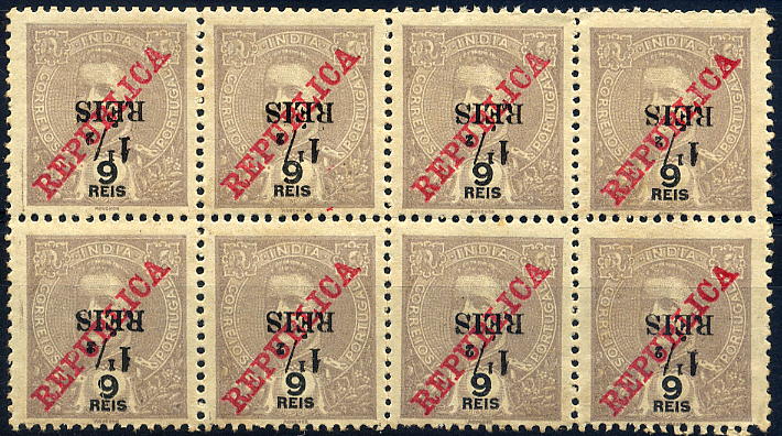 23Lis_1204.jpg -     Lote:    1204            Índia       Descrição:         1914 &mdash; D. Carlos I, tipo Mouchon, com REPUBLICA e sobretaxa. CE296, 1 &frac12; reis s/ 9 reis lilás malva. Bloco horizontal de 8 selos com a sobretaxa invertida. MB e R.        ***       Valor Base:     &euro; 20,00     Valor Venda:     &euro; 60,00     