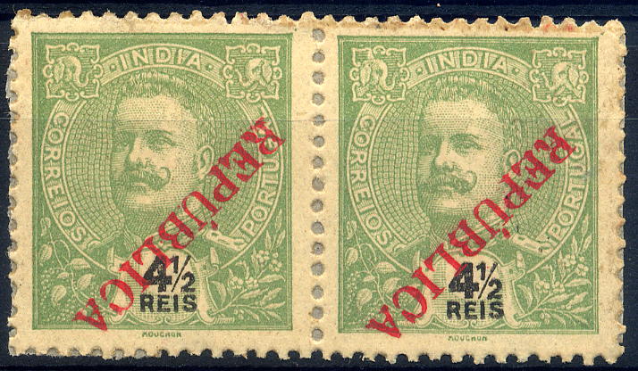 23Lis_1206.jpg -     Lote:    1206            Índia       Descrição:         1914 &mdash; D. Carlos I, tipo Mouchon, com sobrecarga REPUBLICA, tipografada localmente. CE275, 4 &frac12; reis verde amarelo. Par horizontal com a sobrecarga invertida.        *       Valor Base:     &euro; 6,00     Valor Venda:     &euro; 22,00     