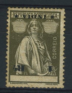 23Lis_1207.jpg -     Lote:    1207            Índia       Descrição:         1913 &mdash; Ceres. CE254, 1 real sépia. Selo com valor e legenda invertidos. Não catalogado. Sinais de ferrugem no verso.        **       Valor Base:     &euro; 5,00     Valor Venda:     Retirado     