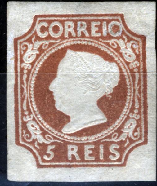 23Lis_1229.jpg -     Lote:    1229            Portugal       Descrição:         1853 &mdash; D. Maria II. CE1, 5 reis castanho avermelhado. Cunho I. Margens normais, com goma original e leve sinal de charneira. Exemplar muito bonito. Valor de catálogo &euro; 4.910,00.        **       Valor Base:     &euro; 1,000,00     Valor Venda:     &euro; 1000,00     