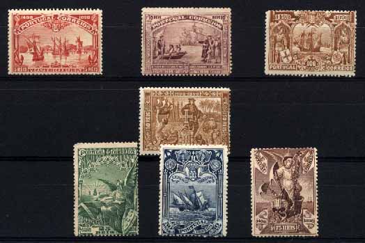 23Lis_1347.jpg -     Lote:    1347            Portugal       Descrição:         1898 &mdash; 4.º Centenário do Descobrimento do Caminho Marítimo para a Índia. CE149/155. Série completa com excepção do selo de 2 &frac12; reis. Selos de 5, 10, 50 e 75 reis sem charneira. Valor aproximado de catálogo &euro; 515,00.        ***/*       Valor Base:     &euro; 40,00     Valor Venda:     &euro; 65,00     