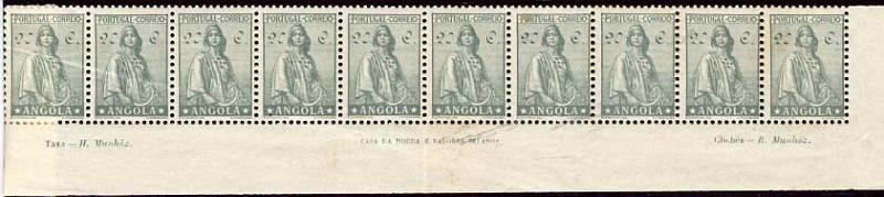 23Lis_1500.jpg -     Lote:    1500            Angola       Descrição:         1932 &mdash; Ceres. Novo tipo. CE232. Tira horizontal de 10 selos de 20c cinzento, fundo de folha com inscrições marginais "Taxa &mdash; H. Munoz", "Casa da Moeda e Valores Selados" e "Clichés &mdash; R. Munhoz". 3 selos com vincos e mancha no verso.        ***       Valor Base:     &euro; 4,00     Valor Venda:     &euro; 12,00     