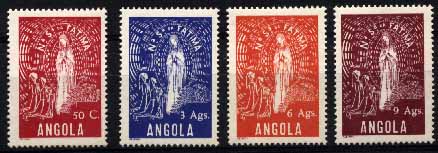 23Lis_1504.jpg -     Lote:    1504            Angola       Descrição:         1948 &mdash; Nossa Senhora de Fátima. CE302/305. Série completa. Valor de catálogo &euro; 114,00.        ***       Valor Base:     &euro; 20,00     Valor Venda:     &euro; 34,00     