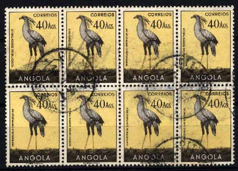 23Lis_1509.jpg -     Lote:    1509            Angola       Descrição:         1951 &mdash; Aves de Angola. CE348, 40 Ags. Bloco de oito selo (4x2). Valor de catálogo &euro; 94,40.        O       Valor Base:     &euro; 15,00     Valor Venda:     &euro; 15,00     