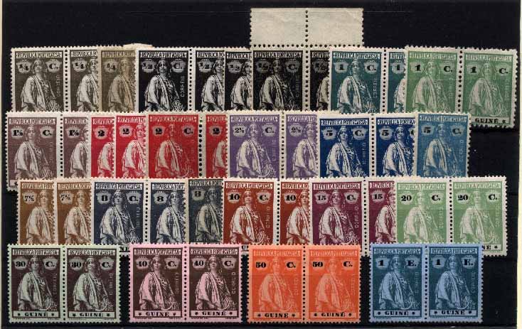 23Lis_1533.jpg -     Lote:    1533            Guiné       Descrição:         1914 &mdash; Ceres. CE143/58. Série completa em pares + um par e 8 selos isolados, com variedades de papel, denteados, posição das estrelas, etc.. Valor aproximado de catálogo &euro; 190,00.        ***/**       Valor Base:     &euro; 25,00     Valor Venda:     &euro; 130,00     