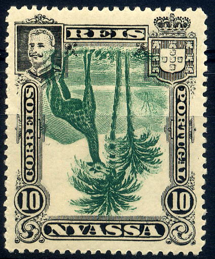 23Lis_1668.jpg -     Lote:    1668            Companhia do Niassa       Descrição:         1901 &mdash; D. Carlos I (Girafa e Camelos). CE29, 10 reis verde. Selo com centro invertido. Valor de catálogo &euro; 135,00. MB e R.        ***       Valor Base:     &euro; 40,00     Valor Venda:     Retirado     