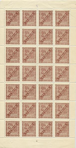 23Lis_1698.jpg -     Lote:    1698            Timor       Descrição:         1893/94 &mdash; D. Carlos I. Jornaes. CE25, 2 &frac12; reis castanho, denteado 11 &frac12;. Folha completa de 28 selos. Valor de catálogo &euro; 36,40.        *       Valor Base:     &euro; 15,00     Valor Venda:     &euro; 20,00     