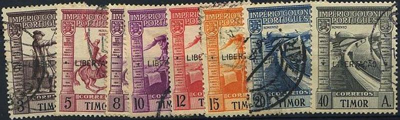 23Lis_1702.jpg -     Lote:    1702            Timor       Descrição:         1947 &mdash; Império Colonial Português, com sobrecarga "LIBERTAÇÃO". CE252, 254/260. Valor de catálogo &euro; 85,40.        O       Valor Base:     &euro; 30,00     Valor Venda:     Retirado     