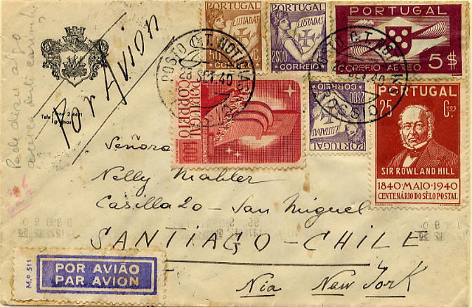 23Lis_1806.jpg -     Lote:    1806            Portugal       Descrição:         Carimbos circulares datados &mdash; Sobrescrito circulado por via aérea de Lisboa (28.09.1940) para o Chile (10.10.1940) com selos de 5$00 tipo Hélice CE CA6, tipo Lusíadas de $50 e 2 x 2$00, 25c Centenário do Selo e 2 x 1$00 Centenários da Fundação CE597, todos obliterados com carimbo batido a preto "POSTO C. T. NOTÍCIAS / ROSSIO". MB e R.        Carta       Valor Base:     &euro; 15,00     Valor Venda:     Retirado     