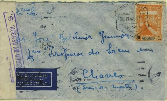 23Lis_1902.jpg -     Lote:    1902            Moçambique       Descrição:         Carimbos hexagonais. Sobrescrito circulado de Nacaroa (20.12.40) para Chaves (02.03.41) com selo de 80C tipo Império Colonial Português. Censurado pela censura inglesa na Serra Leoa. Carimbo batido a preto de NACAROA.        Carta       Valor Base:     &euro; 20,00     Valor Venda:     &euro; 24,00     