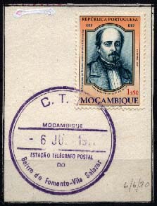 23Lis_1912.jpg -     Lote:    1912            Moçambique       Descrição:         Carimbos circulares de borracha tipo grande. Fragmento com selo de 1$50 do Centenário da reforma Administrativa Ultramarina CE515, obliterados com carimbo batido a violeta "C. T. T. / MOÇAMBIQUE / ESTAÇÃO TELÉGRAFO POSTAL / DO / BAIRRO DE FOMENTO &mdash; VILA SALAZAR". Raro.        FRG       Valor Base:     &euro; 15,00     Valor Venda:     &euro; 15,00     