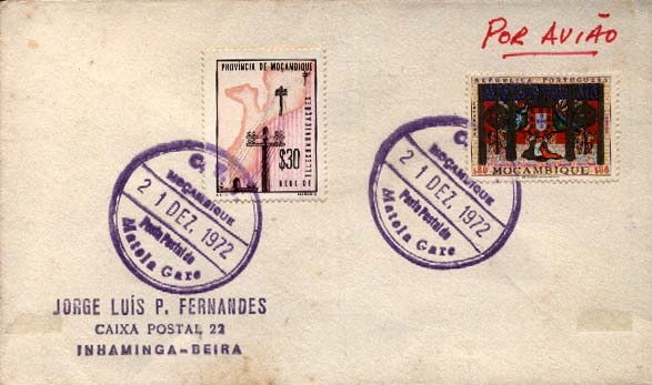 23Lis_1914.jpg -     Lote:    1914            Moçambique       Descrição:         Carimbos circulares de borracha, tipo médio. Sobrescrito circulado internamente de Matola Gare (21.12.1972) para Inhaminga (24.12.72), com selo CE516 + selo de imposto postal "Rede de Telecomunicações" de $30, CE IPT68. Carimbo batido a violeta "C. T. T. / MOÇAMBIQUE / POSTO POSTAL / MATOLA GARE". MR.        Carta       Valor Base:     &euro; 40,00     Valor Venda:     &euro; 40,00     