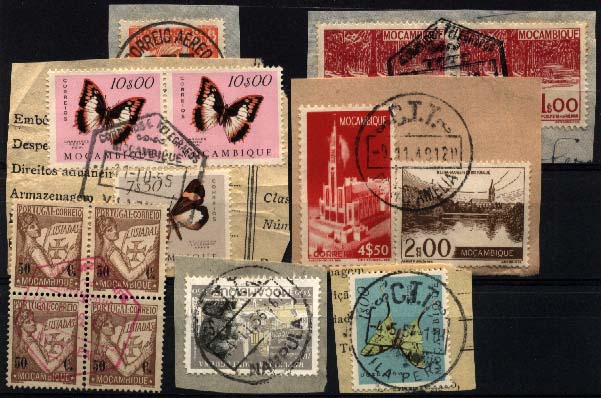 23Lis_1920.jpg -     Lote:    1920            Moçambique       Descrição:         Marcofilia diversa. Lote de 7 fragmentos, com carimbos bem batidos de "VELA PERY (circular), NAMPULA, ANTÓNIO ENES (vermelho), PORTO AMÉLIA, VILA PERY (hexagonal), TETE/CENTRAL, e LOURENÇO MARQUES". Lote a ver.        Lote        Valor Base:     &euro; 5,00     Valor Venda:     Retirado     