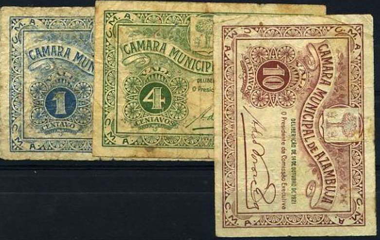 23Lis_2123.jpg -     Lote:    2123                   Descrição:         Azambuja. Câmara Municipal. Lote de 3 cédulas de 1, 4 e 10 centavos. Emitidas por deliberação camarária de 14.10.1921. Estado regular.        CDL       Valor Base:     &euro; 10,00     Valor Venda:     Retirado     