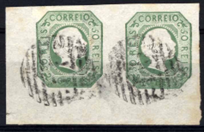 24lis0378.jpg -     Lote:    378            Colecção Portugal       Descrição:         1855/1856 &mdash; D. Pedro V. Cabelos lisos. CE8, 50 reis verde amarelo. Par horizontal, canto inferior esquerdo de folha. Valor de catálogo &euro; 236,00. MB        O       Valor Base:     &euro; 100,00     Valor Venda:     &euro; 140,00     