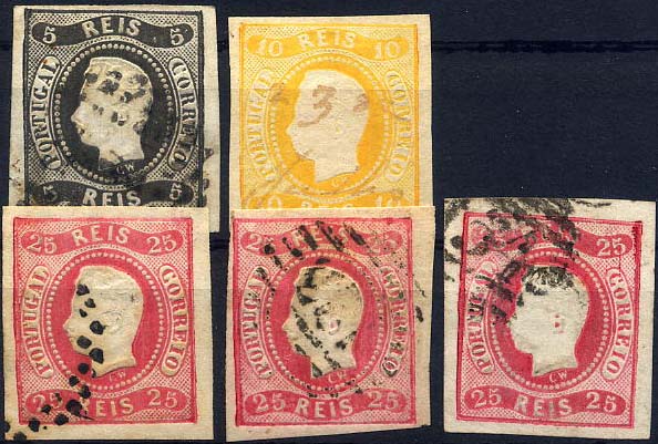 24lis0428.jpg -     Lote:    428            Colecção Portugal       Descrição:         1866/1867 &mdash; D. Luís I. Fita curva não denteados. Lote composto por selo de 5 reis preto, 10 reis amarelo, utilização fiscal e 3 x 25 reis. Valor de catálogo &euro; 316,70.        Lote       Valor Base:     &euro; 30,00     Valor Venda:     &euro; 30,00     