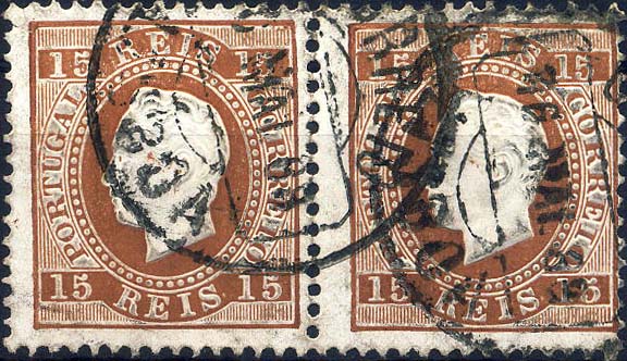 24lis0482.jpg -     Lote:    482            Colecção Portugal       Descrição:         1870/1876 &mdash; D. Luís I, fita direita. CE38, 15 reis castanho. Par horizontal em papel porcelana, denteado 12 &frac12;. Valor de catálogo &euro; 109,00.        O       Valor Base:     &euro; 20,00     Valor Venda:     &euro; 28,00     
