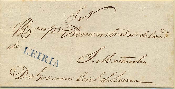 24Lis0558.jpg -     Lote:    558            Portugal       Descrição:      Leiria   &mdash; A azul, GM LRA4, em carta datada de Leiria (03.05.1845) para S. Martinho, isenta de porte. MB.        Carta       Valor Base:     &euro; 6,00     Valor Venda:     &euro; 18,00     