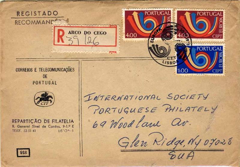 24Lis0671.jpg -     Lote:    671            Portugal       Descrição:         1957/1973 &mdash; Cesário Verde + Europa CEPT. Dois FDC's circulados registados: um com a série CE631/632 + 632 com carimbo de Lisboa e outro com série CE1181/1183 com carimbo de Lisboa.        Carta       Valor Base:     &euro; 5,00     Valor Venda:     &euro; 6,00     