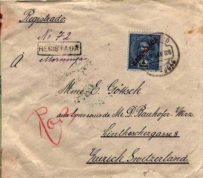24Lis0698.jpg -     Lote:    698            Índia       Descrição:         1911 &mdash; D. Carlos I Mouchon com sobrecarga REPUBLICA da Casa da Moeda. Sobrescrito circulado registado de Mormugão (12.01.16) para Zurique (03.02.16) com trânsito pelo correio ambulante de Collem (13.01.16), com selo de 4 Tangas azul CE210. Carimbo REGISTADA batido a preto com o n.º de registo e localidade manuscritos. Cinta verde da censura inglesa. No verso carimbo do Correio Ambulante "CORREIO / COLLEM C. A." MB.        Carta       Valor Base:     &euro; 120,00     Valor Venda:     &euro; 120,00     