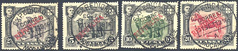 24Lis1089.jpg -     Lote:    1089                   Descrição:         1ª Guerra Mundial. Marca de dia da 3ª Expedição a Moçambique datada de 11.09.1916 sobre selos da Companhia do Nyassa de D. Manuel II. Motivos diversos, com sobrecarga República 2 &frac12; reis, violeta (CE 52), 5 reis, preto (CE 53), 10 reis, verde (CE 54) e 20 reis carmim (CE 55). MB e R.          O       Valor Base:     &euro; 75,00     Valor Venda:     &euro; 130,00     