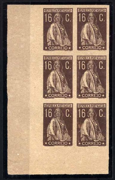 24Lis1132.jpg -     Lote:    1132            Portugal       Descrição:         1924/26 &mdash; Ceres. Novas taxas e cores. Bloco de 6 provas de 16C castanho, não denteadas, em papel amarelado, pontinhado vertical muito leve, sem goma. Cor aprovada. MB.        PRV       Valor Base:     &euro; 25,00     Valor Venda:     &euro; 25,00     