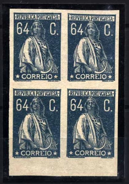 24Lis1147.jpg -     Lote:    1147            Portugal       Descrição:         1924/26 &mdash; Ceres. Novas taxas e cores. Quadra de provas de 64C em azul ultramar, não denteadas, em papel amarelado, pontinhado horizontal muito leve, sem goma. Cor aprovada. MB.        PRV       Valor Base:     &euro; 20,00     Valor Venda:     &euro; 20,00     