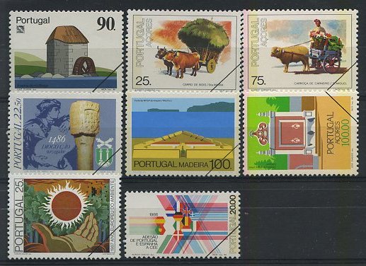 24Lis1163.jpg -     Lote:    1163            Portugal       Descrição:         Lote de seis selos originais com traço oblíquo a preto no canto inferior direito, normalmente oferta dos correios para a imprensa. CE1767, 1768, 1774, 1783, 1784, 1785 e 1795.        PRV       Valor Base:     &euro; 5,00     Valor Venda:     Retirado     