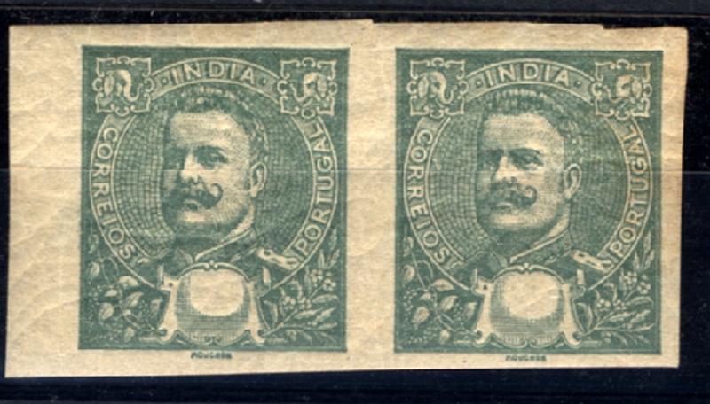 24Lis1184.jpg -     Lote:    1184            Índia       Descrição:         1898 &mdash; D. Carlos I, tipo Mouchon. Par horizontal de provas em verde azul, não denteadas, sem impressão da taxa. MB.        PRV       Valor Base:     &euro; 8,00     Valor Venda:     &euro; 8,00     