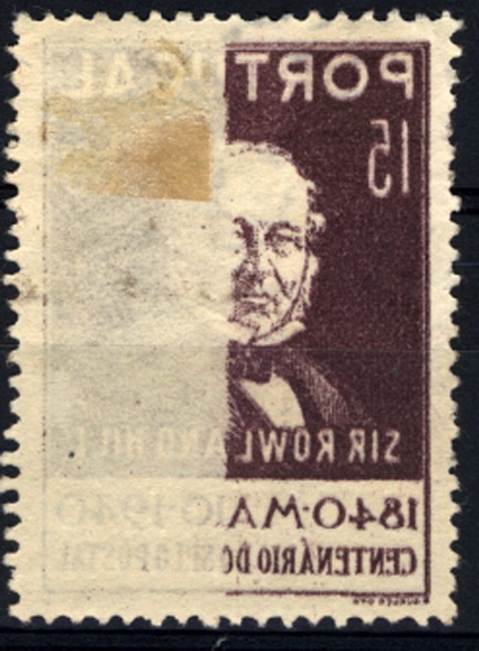 24Lis1201.jpg -     Lote:    1201            Portugal       Descrição:         1940 &mdash; 1.º Centenário do Selo Postal. CE599, 15c castanho escuro. Selo com impressão retro-verso, parcial. MB e MR.        O       Valor Base:     &euro; 10,00     Valor Venda:     &euro; 15,00     