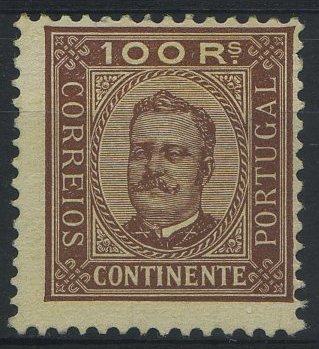 24Lis1343.jpg -     Lote:    1343            Portugal       Descrição:         1892/93 - D. Carlos I tipo Diogo Neto. CE74, 100 reis castanho s/ amarelo, papel porcelana, denteado 11 &frac12;. Selo regomado, porém muito raro em novo.        RG***       Valor Base:     &euro; 100,00     Valor Venda:     &euro; 100,00     