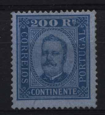 24Lis1352.jpg -     Lote:    1352            Portugal       Descrição:         1892/93 &mdash; D. Carlos I tipo Diogo Neto. CE78, 200 reis azul s/ azul, papel porcelana, denteado 13 &frac12;. Valor de catálogo &euro; 293,00.        **       Valor Base:     &euro; 50,00     Valor Venda:     &euro; 85,00     