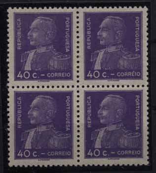 24Lis1408.jpg -     Lote:    1408            Portugal       Descrição:         1934 &mdash; General Carmona. CE560. 40C violeta em papel liso. Valor de catálogo &euro; 390,80.        ***       Valor Base:     &euro; 60,00     Valor Venda:     &euro; 90,00     