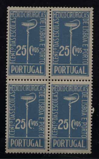 24Lis1416.jpg -     Lote:    1416            Portugal       Descrição:         1937 &mdash; 1.º Centenário da Fundação das Escolas Médico-Cirúrgicas de Lisboa e Porto. CE576, 25c azul. Quadra. Valor de catálogo &euro; 101,20.        ***       Valor Base:     &euro; 15,00     Valor Venda:     &euro; 32,00     