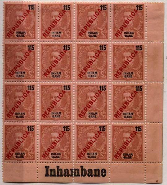 24Lis1669.jpg -     Lote:    1669            Inhambane       Descrição:         1917 &mdash; D. Carlos I Mouchon, com sobrecarga REPUBLICA, tipografada localmente. CE96. Bloco de 16 selos, fundo de folha com inscrição marginal INHAMBANE. Valor de catálogo &euro; 56,80.        *       Valor Base:     &euro; 15,00     Valor Venda:     &euro; 15,00     