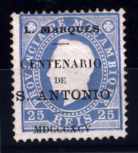 24Lis1679.jpg -     Lote:    1679            Lourenço Marques       Descrição:         1895 &mdash; Selos de D. Luís I. Fita direita, de Moçambique com sobrecarga "Centenário de S. António". CE17, 25 reis violeta, denteado 12 &frac12;. Valor de catálogo &euro; 35,40.        *       Valor Base:     &euro; 10,00     Valor Venda:     &euro; 18,00     