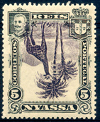 24Lis1712.jpg -     Lote:    1712            Companhia do Niassa       Descrição:         1901 &mdash; D. Carlos I (Girafa e Camelos). CE28, 5 reis lilás malva. Selo com centro invertido. Valor de catálogo &euro; 135,00. MB e R.        ***       Valor Base:     &euro; 25,00     Valor Venda:     &euro; 42,00     