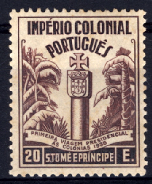24Lis1753.jpg -     Lote:    1753            S. Tomé e Príncipe       Descrição:         1938 &mdash; Primeira Viagem Presidencial ao Ultramar. CE318, 20E castanho vermelho. Selo com ligeiros ponto de óxido no verso. Valor de catálogo &euro; 73,00.        **       Valor Base:     &euro; 10,00     Valor Venda:     Retirado     