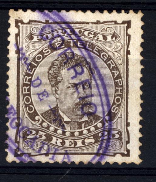 24Lis1811.jpg -     Lote:    1811            Portugal       Descrição:         Carimbos nominativos. 1882/1883 &mdash; D. Luís I de frente. CE57, 25 reis castanho, papel porcelana, denteado 13 &frac12;, obliterado com carimbo oval de SANTA LEOCÁDIA.        O       Valor Base:     &euro; 15,00     Valor Venda:     &euro; 16,00     