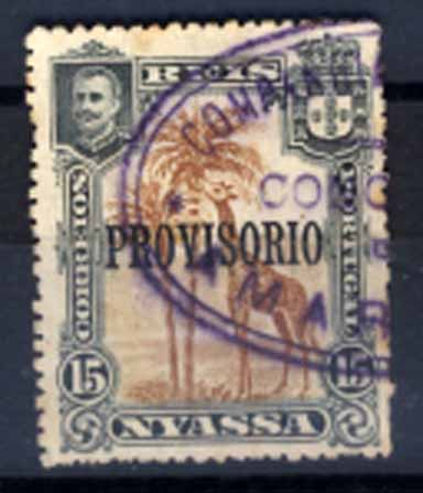 24Lis1970.jpg -     Lote:    1970            Moçambique e Distritos Postais       Descrição:         Carimbos administrativos de recurso. 1903 &mdash; D. Carlos I. Selos de 1901 com sobrecarga PROVISÓRIO. CE43, 15 reis castanho amarelo com carimbo batido a violeta "COMPANHIA DO NIASSA / CONCELHO / DE / AMARAMBA". B e MR.        O       Valor Base:     &euro; 40,00     Valor Venda:     &euro; 320,00     