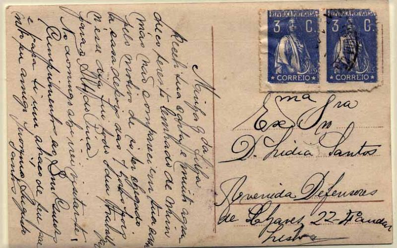24Lis2142.jpg -     Lote:    2142      Lotes pelo Correio       Portugal       Descrição:         1920/22 &mdash; Ceres. Novas taxas e cores. CE235, 3C azul, papel acetinado, denteado 15x14. Postal ilustrado circulado em Lisboa (13.01.22) com par de selos. Carimbo não amarra selos à carta. Um dos selos com defeitos.        PI       Valor Base:     &euro; 5,00     Valor Venda:     Retirado     