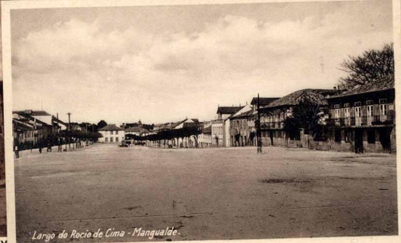 24Lis2296.jpg -     Lote:    2296      Lotes pelo Correio              Descrição:         Mangualde &mdash; Lote de dois postais ilustrados: Largo do Rocio de Cima e Igreja da Misericórdia + fotocópia do postal ilustrado da Estação do Caminho de Ferro.        PI       Valor Base:     &euro; 5,00     Valor Venda:     Retirado     