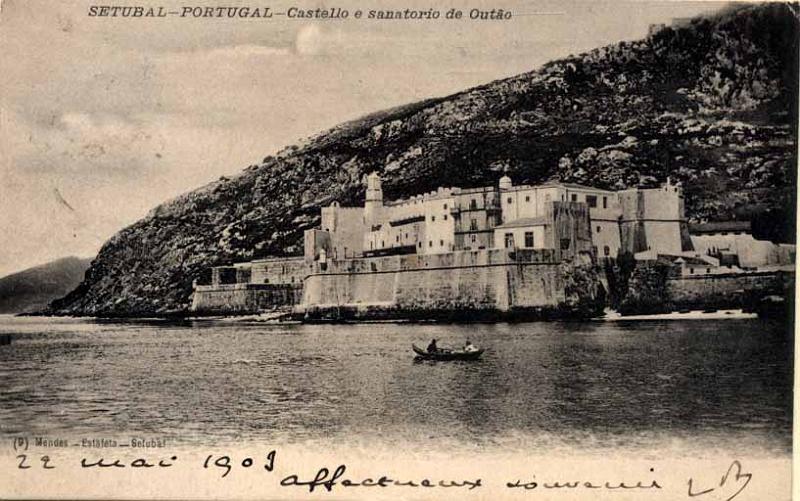24Lis2311.jpg -     Lote:    2311      Lotes pelo Correio              Descrição:         Setúbal &mdash; Castello e sanatório de Outão. Circulado de Setúbal para Paris com selo de 25 reis D. Carlos I Mouchon.        PI       Valor Base:     &euro; 8,00     Valor Venda:     Retirado     