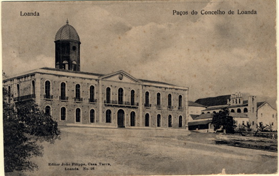 24Lis2349.jpg -     Lote:    2349      Lotes pelo Correio              Descrição:         Luanda * Paços do Concelho de Loanda. Postal ilustrado circulado com selo tipo Ceres de 1C verde. Carimbo de censura a preto do Porto.        PI       Valor Base:     &euro; 5,00     Valor Venda:     &euro; 5,00     