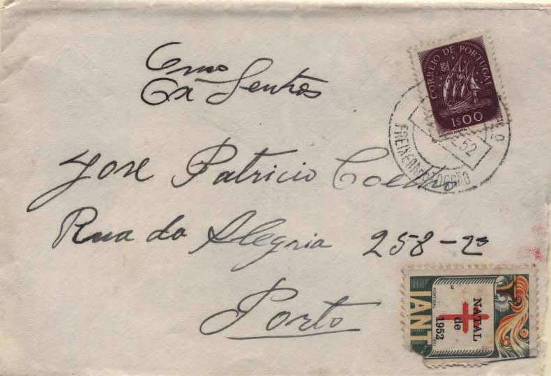 24Lis2727.jpg -     Lote:    2727      Lotes pelo Correio       Portugal       Descrição:         Carimbos circulares datados. Sobrescrito circulado de Freixeda do Torrão (22.12.52) para o Porto, com selo de 1$00 tipo Caravela + vinheta ANT (1952). Carimbo batido a preto de "FREIXEDA DO TORRÃO".        Carta       Valor Base:     &euro; 5,00     Valor Venda:     &euro; 5,00     