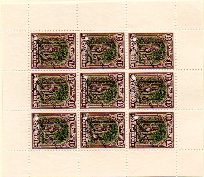 0170.jpg -     Lote:    170      Colecção IMPÉRIO      Companhia de Moçambique       Descrição:         1918 &mdash; Motivos locais. CE120, 1 &frac12; c. Mini-folha de 9 provas (3x3) em castanho e verde (cores não aprovadas), com sobrecarga a preto "WATERLOW & SONS LTD / SPECIMEN".        PRV       Valor Base:     &euro; 75,00     Valor Venda:     &euro; 75,00     
