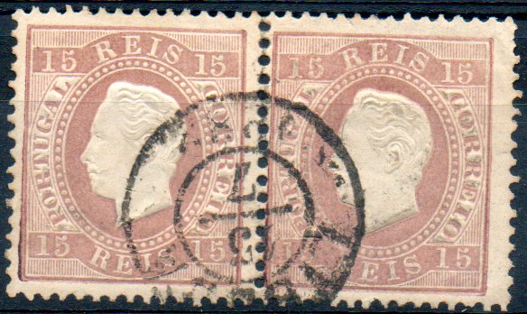 0205.jpg -     Lote:    205      Colecção CASCAIS II             Descrição:         1870/76 &mdash; D. Luís I. Fita direita. CE38, 15 reis castanho, papel liso, denteado 12 &frac12;. Par horizontal, obliterado com carimbo circular datado de Lisboa (05.07.1882). Um selo com muito ligeira transparência.        O       Valor Base:     &euro; 20,00     Valor Venda:     &euro; 20,00     
